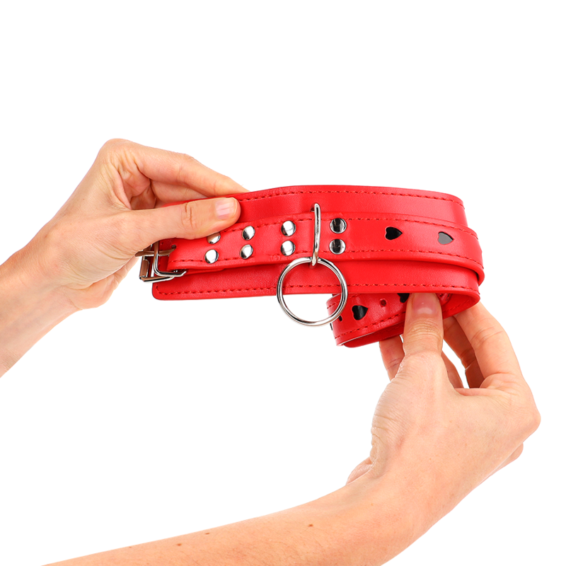 KINK - ROTE HANDGELENKSFESSELN MIT SCHWARZER HERZEINLAGE, VERSTELLBAR 21-28 CM X 5,5 CM – Bild 4